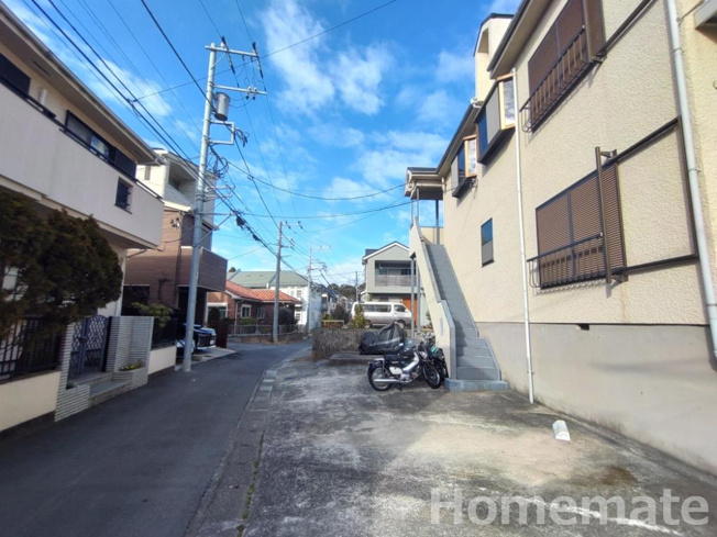 【駐車場】 | サンフラッツ