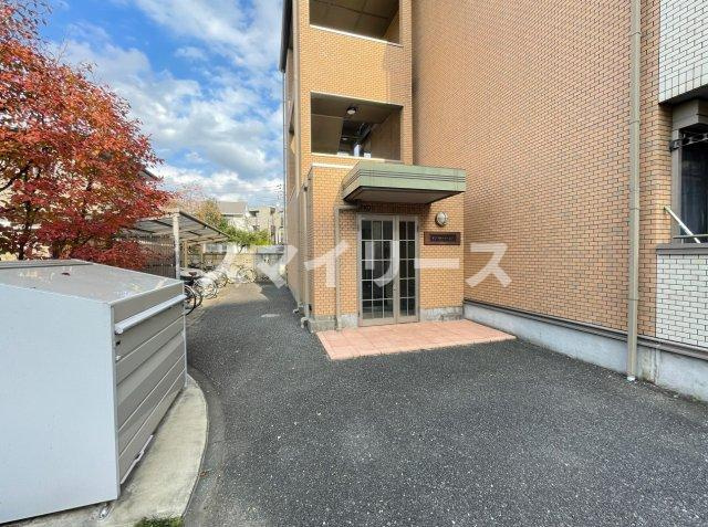 サンフローラ・エフのエントランス
