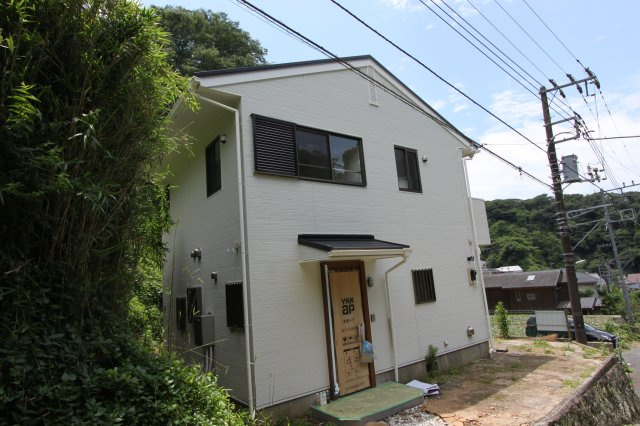 鎌倉市材木座戸建てリフォームの外観|外観は落ち着いています