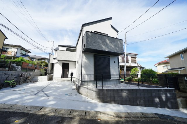 【保土ケ谷区岩崎町189-5　全２棟新築戸建て】の外観