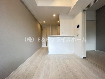 【居間・リビング】 | 仲介手数料半額！HPに初期費用掲載！「プライスホーム」で検索！リアンシエルブルー白金