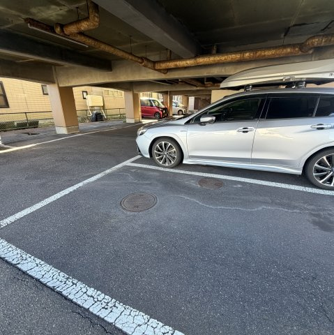 ビレッジアートむろらんの駐車場