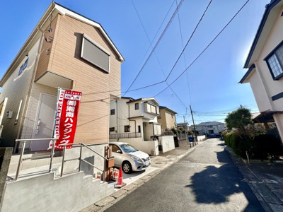 【外観】 | ☆全室南向き陽当たり良好！収納豊富で充実生活☆仲介手数料不要！藤沢市亀井野 | 南西角地のような開放感・陽当たり・風通し良好！閑静な住宅街なので落ち着いた生活を送れる住環境です。