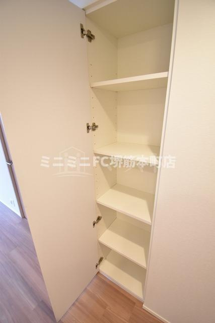 スマートカーサ伏見町の収納