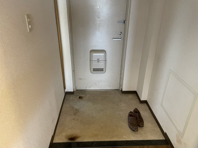 【玄関】 | クレスト塚西