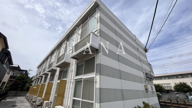 オリバ川崎の外観