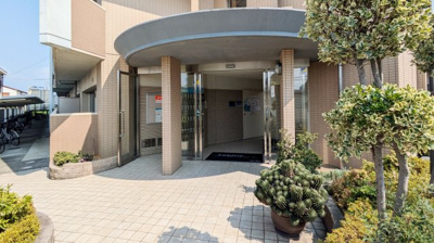 【エントランス】 | ルミエール・りんくう