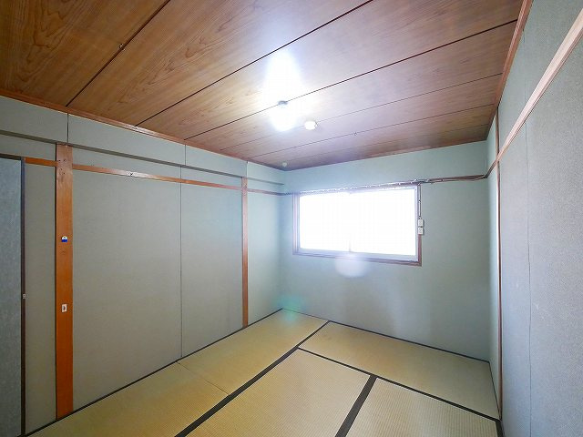西栄マンションの和室|趣のある和室です