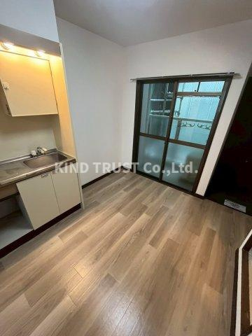 クレストTKの居間・リビング|居間です