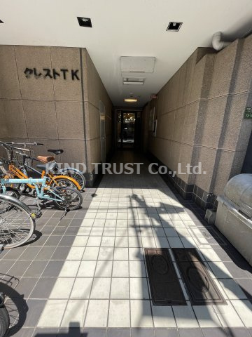 クレストTKの駐車場|カースペースがあります