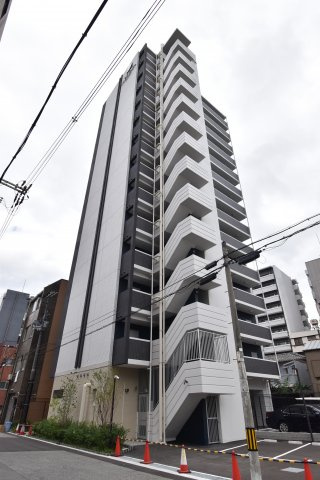 ラヴィータ難波元町の外観