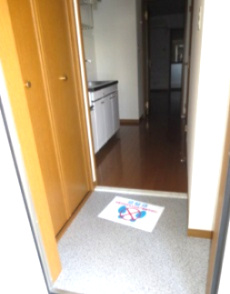 【玄関】 | コート・エクラン光 | ※イメージ　同物件別号室の写真