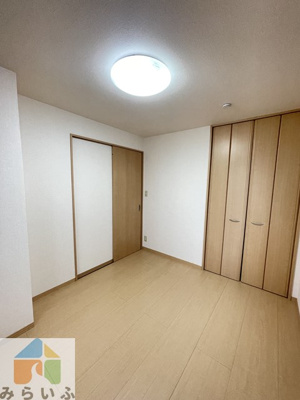 【洋室】 | Schlosse Fuji III