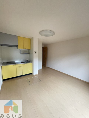 【居間・リビング】 | Schlosse Fuji III