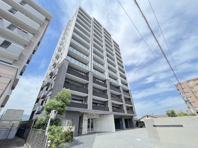 ファーネスト二日市グレイスの外観