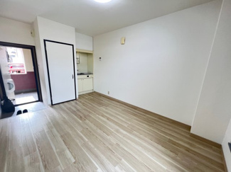 【居間・リビング】 | プラザハピネス高安 | ゆったり過ごせる居間です