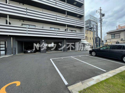 【駐車場】 | 古出来エンブルコート(旧GRANDUKE古出来) | 駐車場です