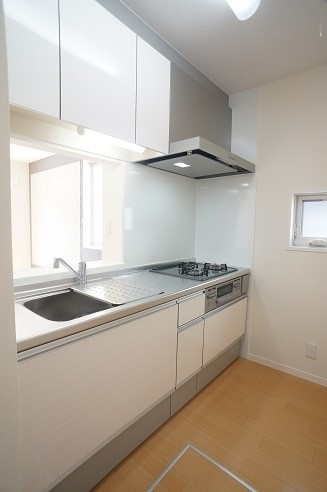 ケイズ本八幡のキッチン|人気の対面型システムキッチン♪