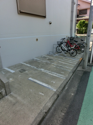 【その他共用部分】 | パルコートＵ | パルコートＵ　バイク置場　駐輪場
