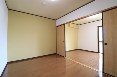 【洋室】 | ファミールハルカ