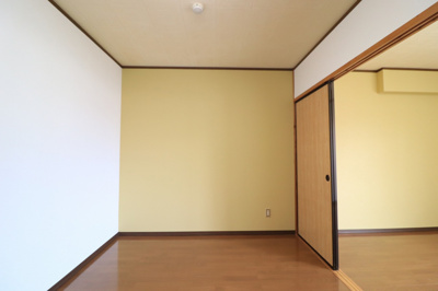 【洋室】 | ファミールハルカ