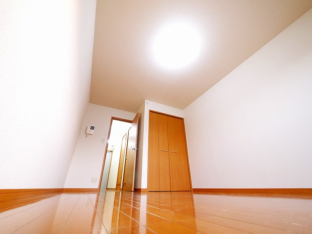 ベルコリーヌ冠山の居間・リビング|使いやすい居間です