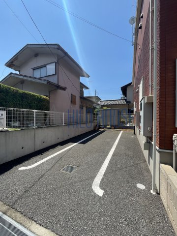 浅見ハウスの駐車場