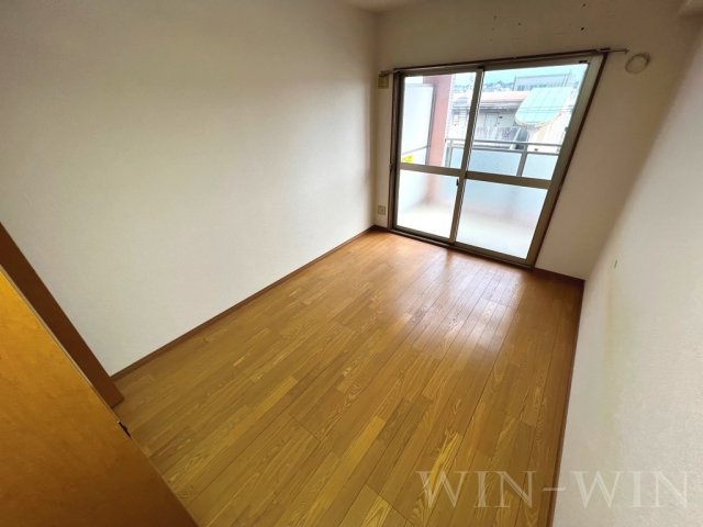 サンフィオーレ中郷の寝室