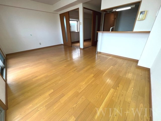 サンフィオーレ中郷の居間・リビング