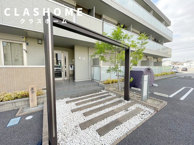 ＴＨＥ　ＦＩＲＳＴ　　刈谷市の賃貸はクラスホーム刈谷店のエントランス