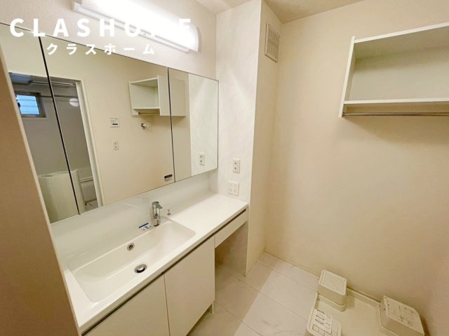 ＴＨＥ　ＦＩＲＳＴ　　刈谷市の賃貸はクラスホーム刈谷店の洗面所