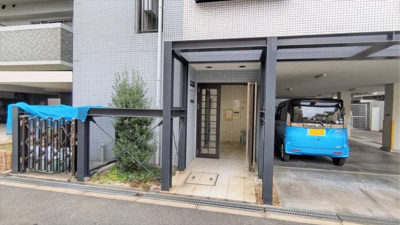 【エントランス】 | レジアス下新庄 | エントランスです