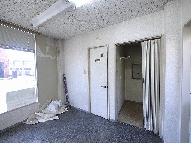 トップビル法蓮の内装