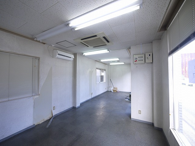 トップビル法蓮の内装