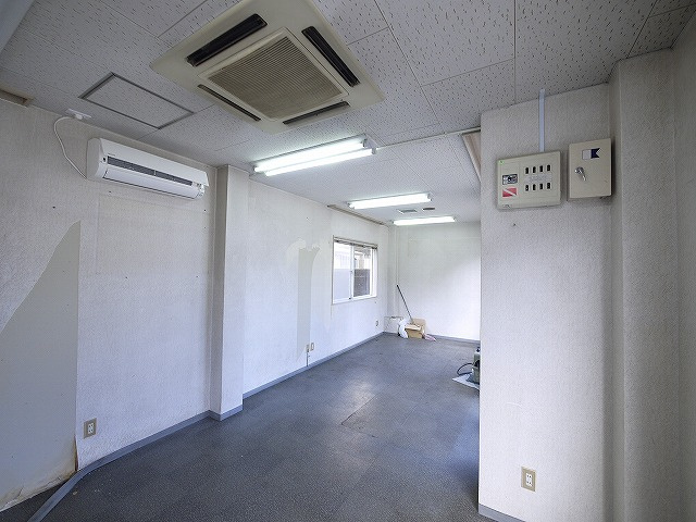 トップビル法蓮の内装