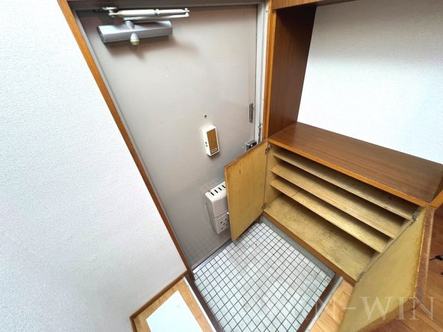 ハイツKODA Ⅱの玄関