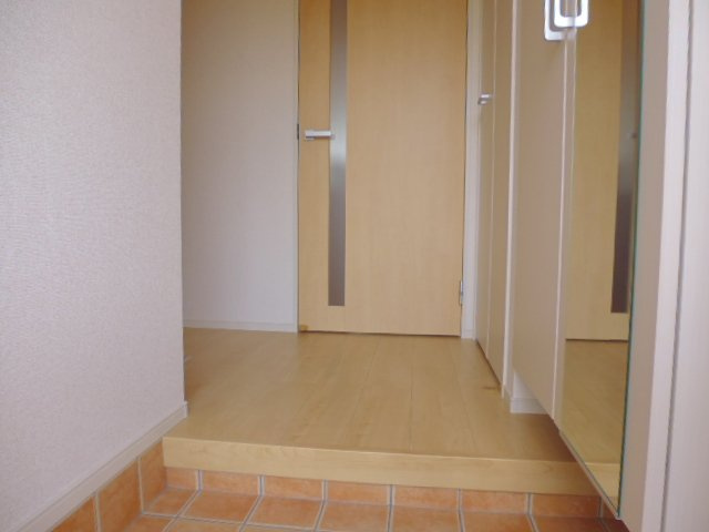 サンリットひかりの玄関
