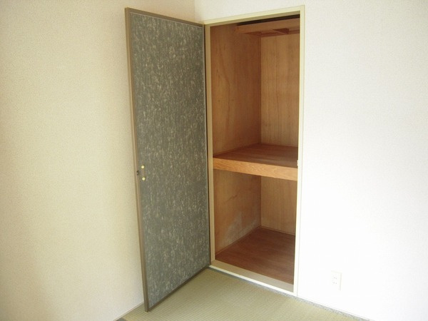 フレグランス竜山の収納|写真は別のお部屋です