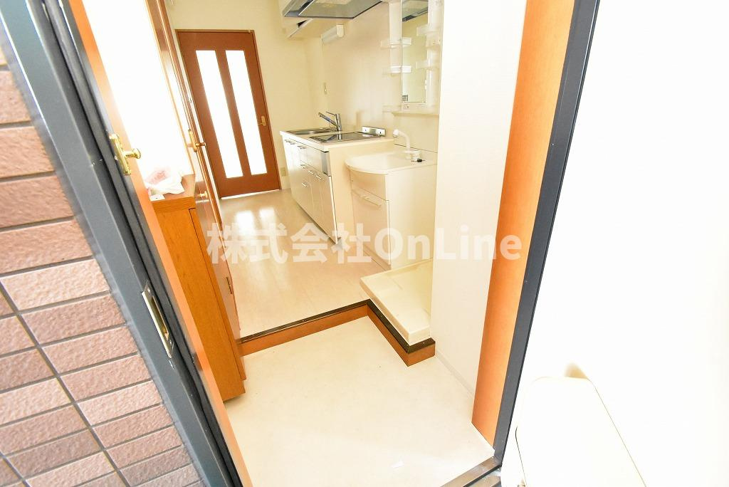 八尾市光町２丁目の賃貸マンションの内装