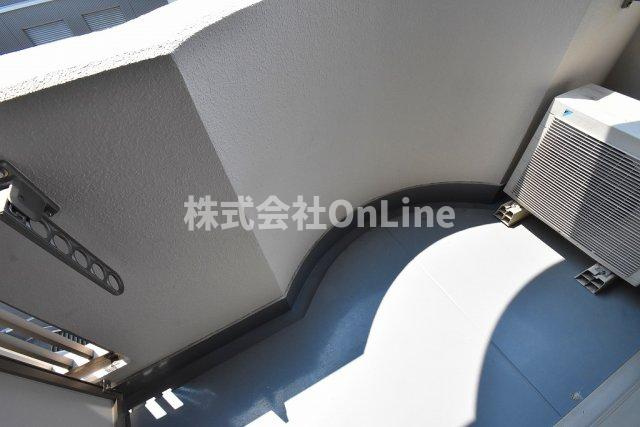 八尾市光町２丁目の賃貸マンションのバルコニー