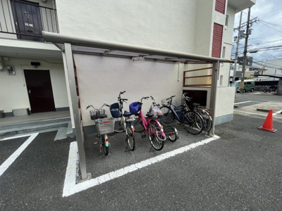 【その他共用部分】 | グレースマンション | 自転車置き場です