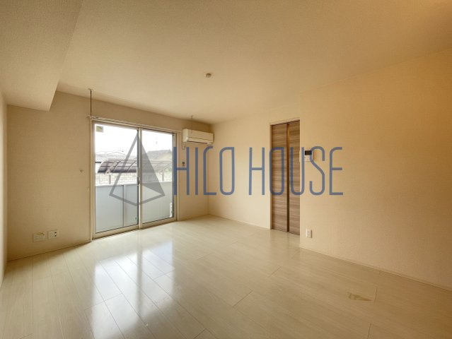 ラ・ルーチェの居間・リビング