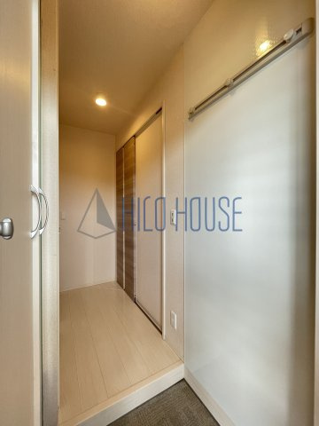 ラ・ルーチェの玄関