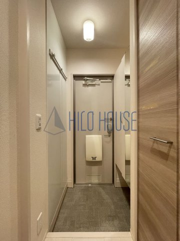 ラ・ルーチェの玄関