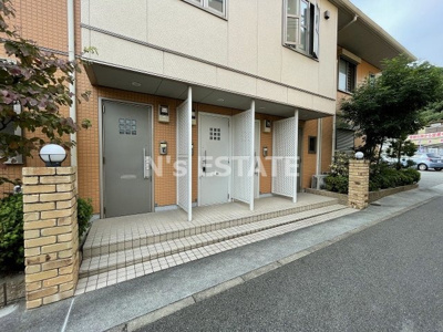 【エントランス】 | シャーメゾン天王