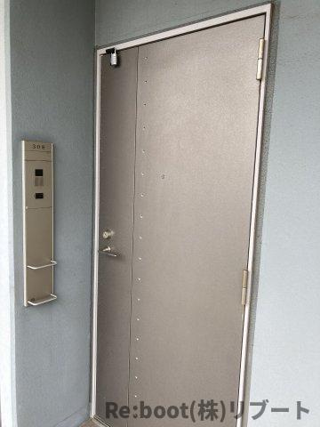 レジディア船橋Ⅰの玄関