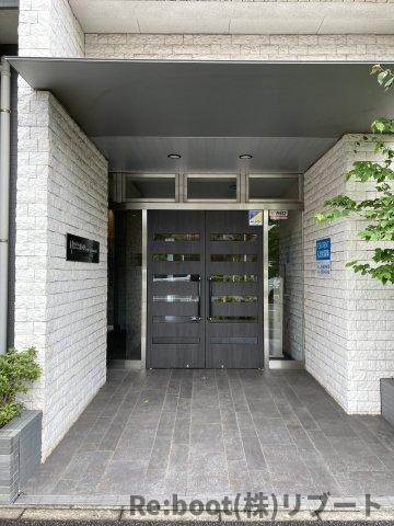 レジディア船橋Ⅰのエントランス