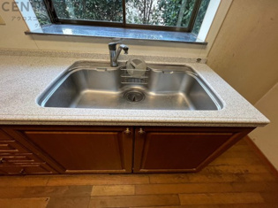 川西市鴬の森町中古戸建のキッチン