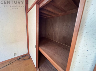 川西市鴬の森町中古戸建の収納