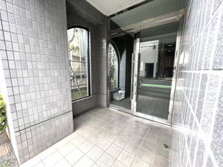 【エントランス】